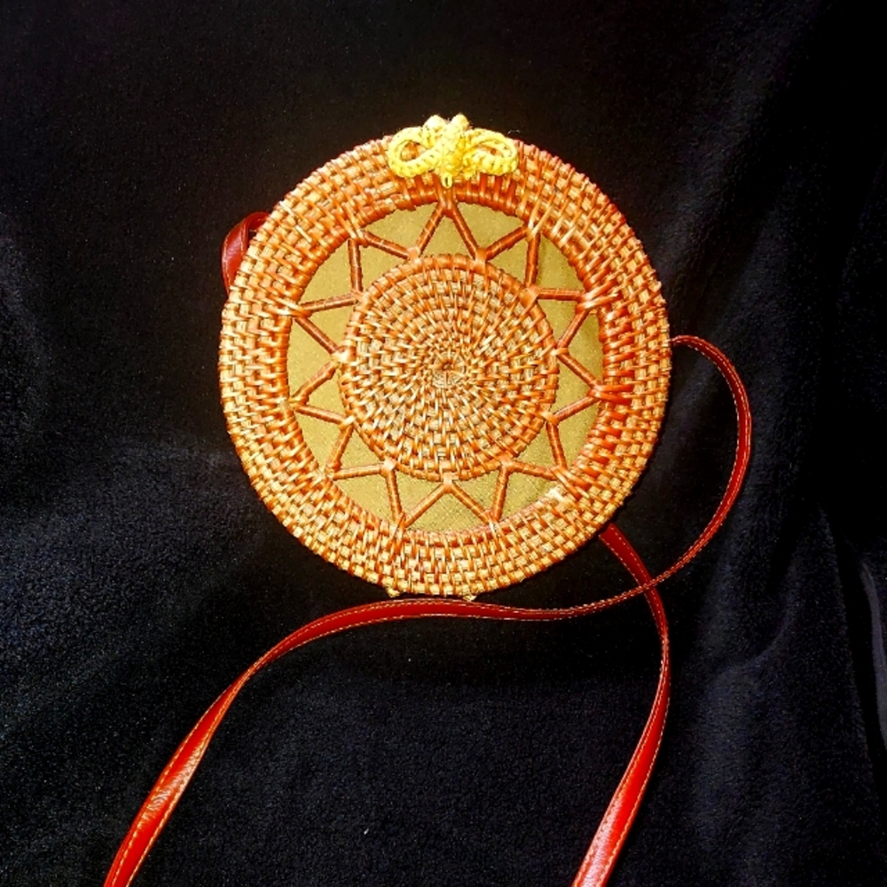 Elegant Woven Crossbody Bag - Orange